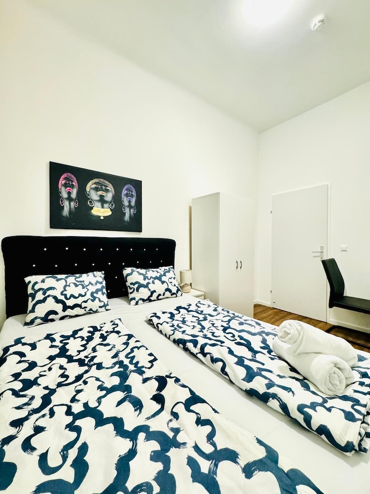 Affordable 5BR Apartment Atzgersdorf