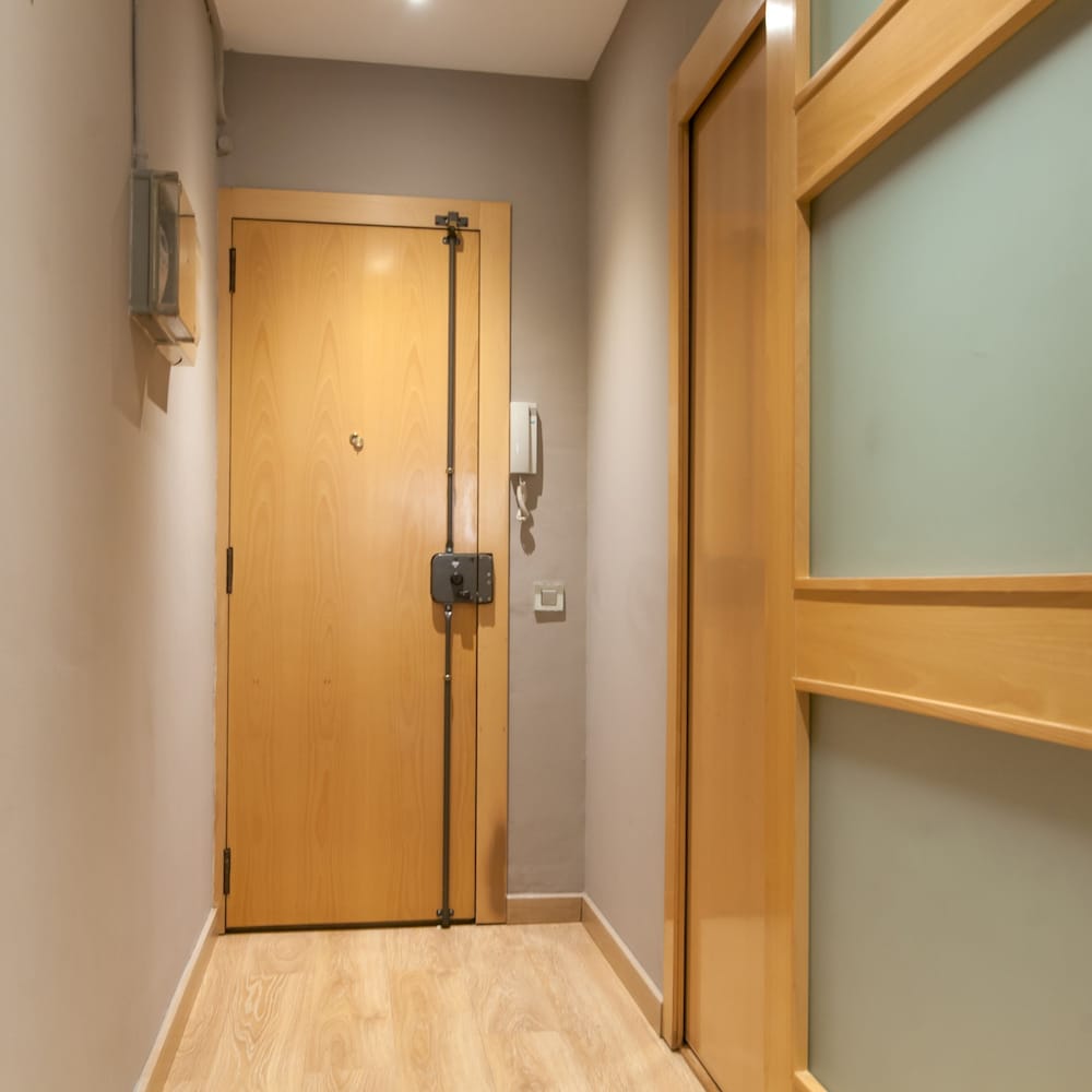 Paseo DE Gracia Modernist Apartment TWO BED TWO Bath By Myrentalhost