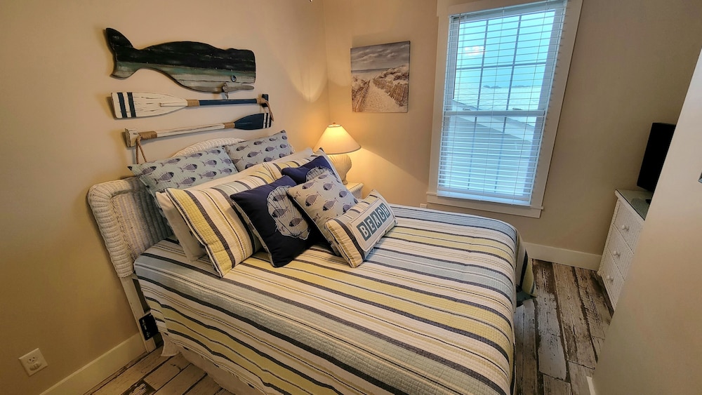 Dolphin Watch Tybee Vacation Rentals