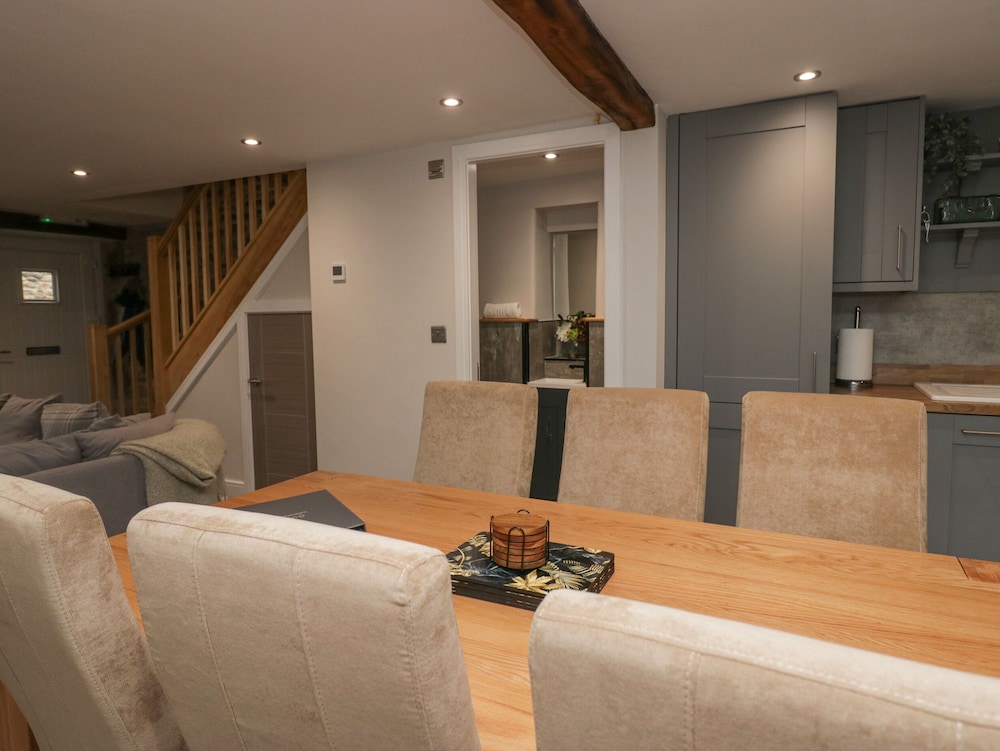 Howgill House