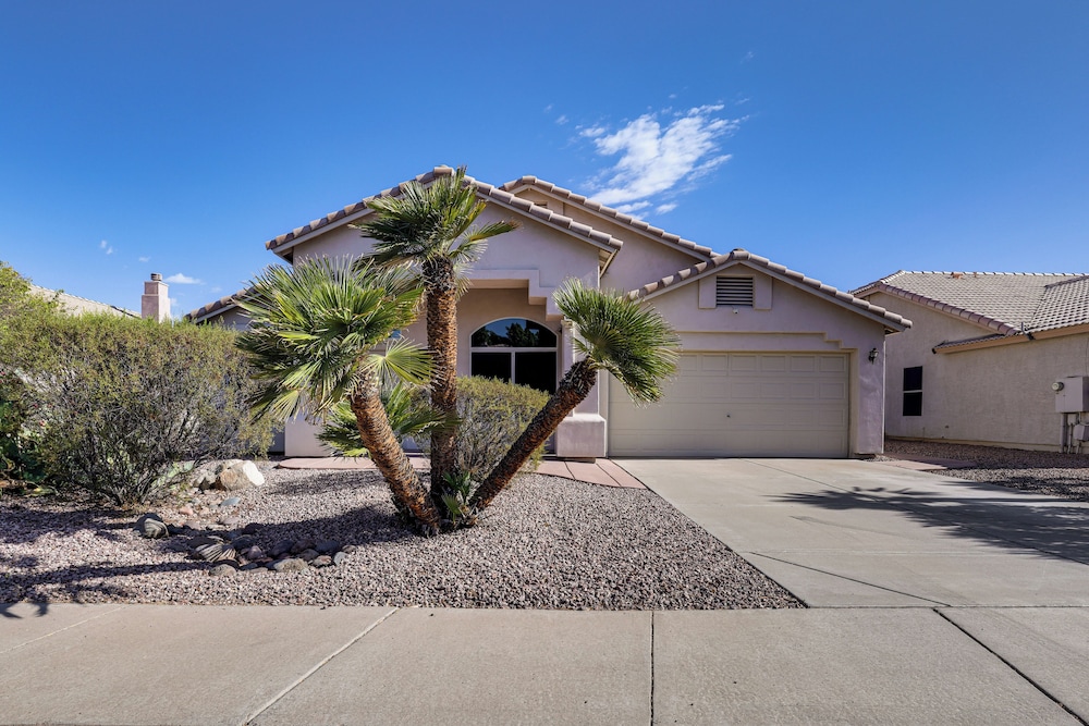 Spacious Family Home w/ Yard Near Arizona Mills!