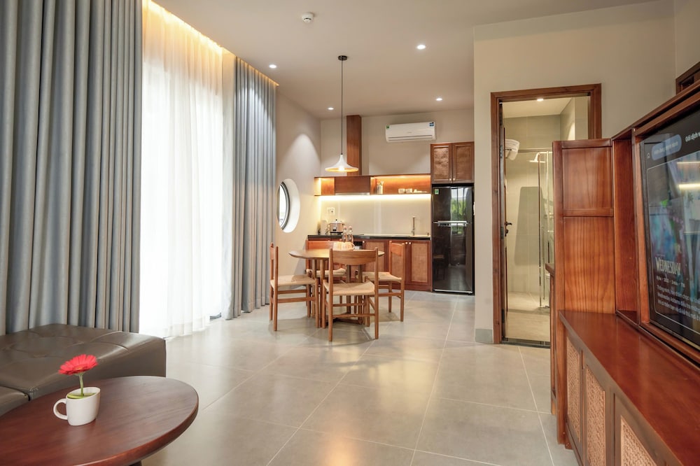 JULIE's HOUSE - LUXURY APARTMENT - HUE
