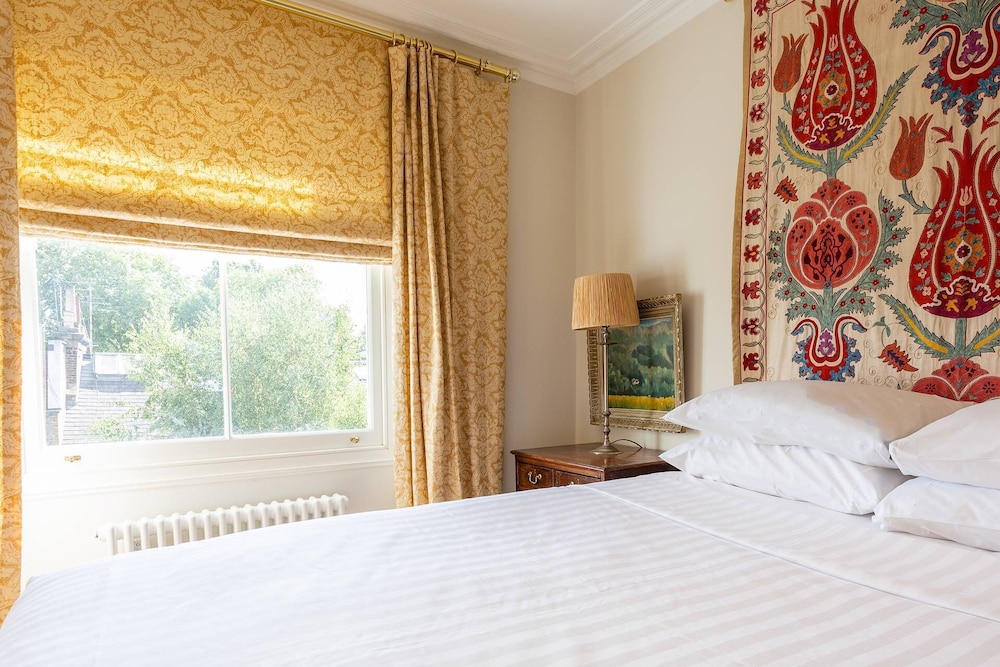 Brunswick Gardens II by Onefinestay