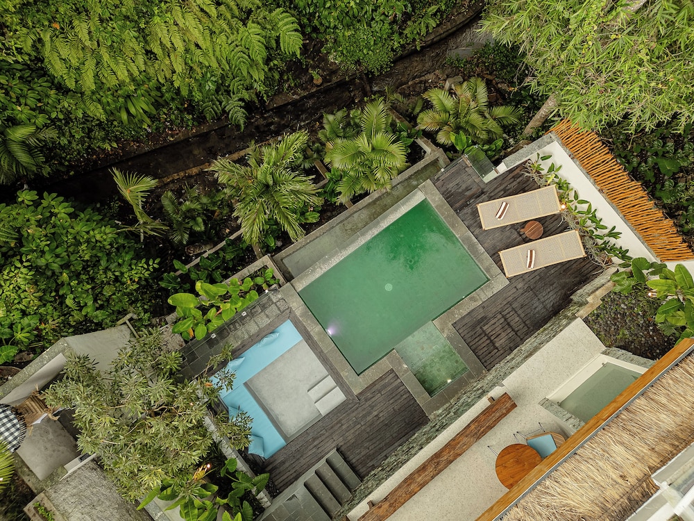 Changi Jungle Ubud Villas