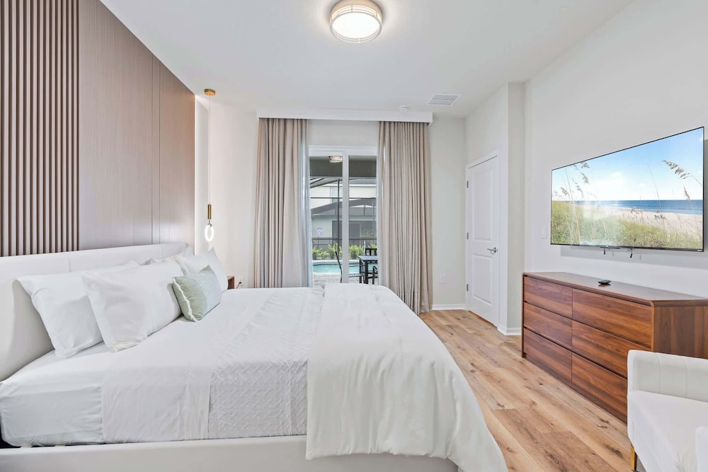 Epic Family Villa Pool Theater Themed Bedrooms