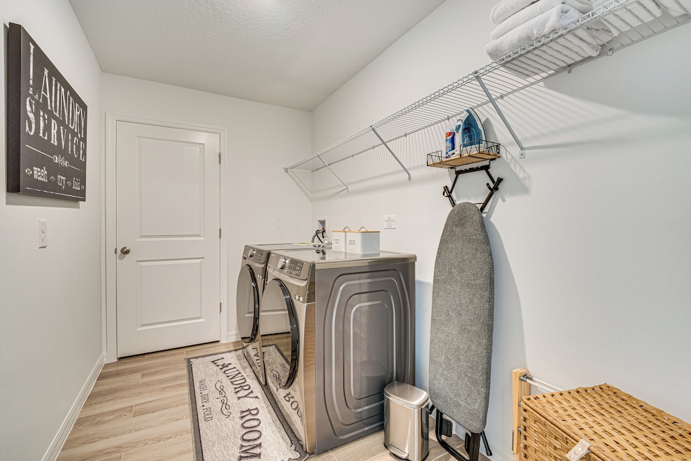 Game Room & Community Perks: Davenport Home!