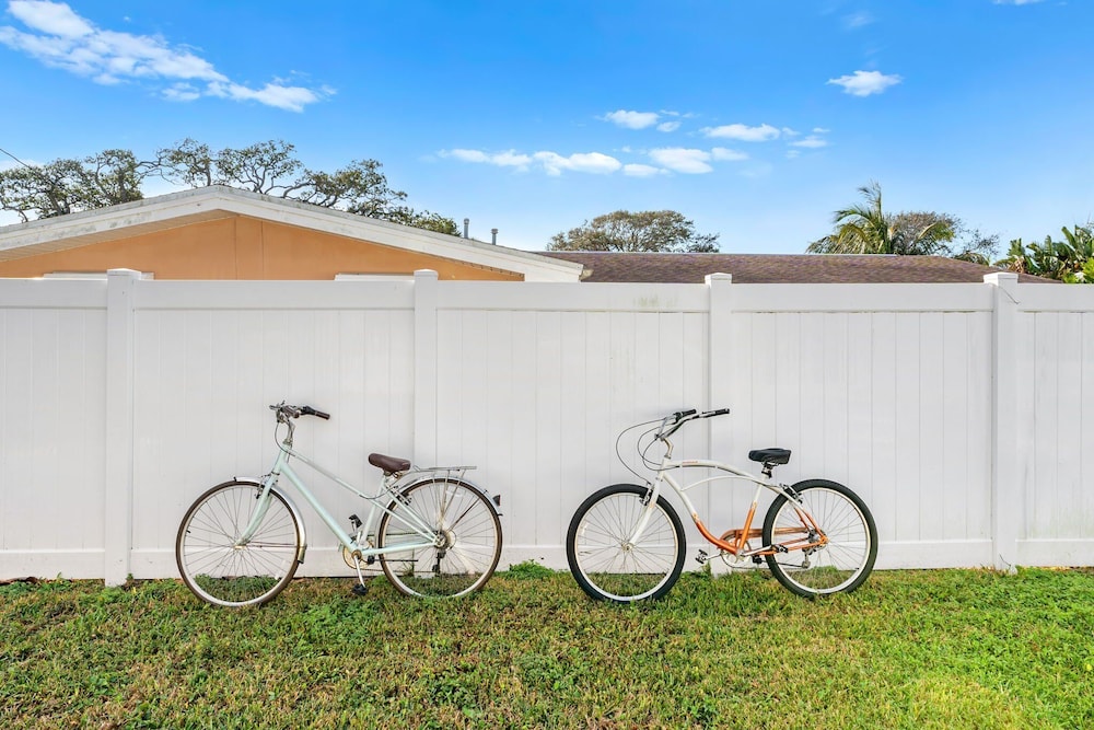 332 Formosa Drive