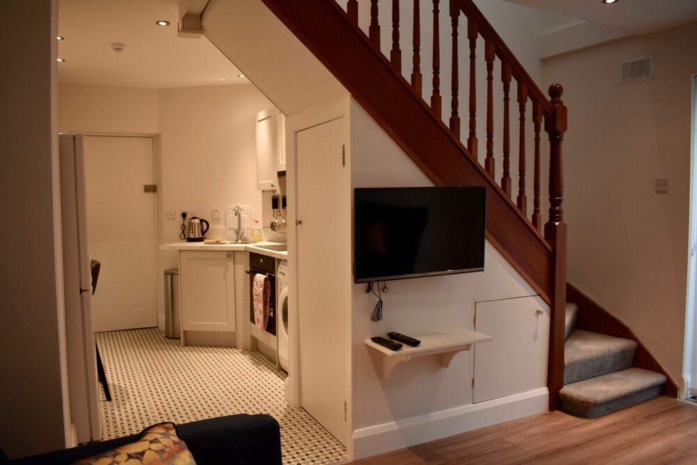 Renovated 2 Bedroom Dublin Flat By City Centre