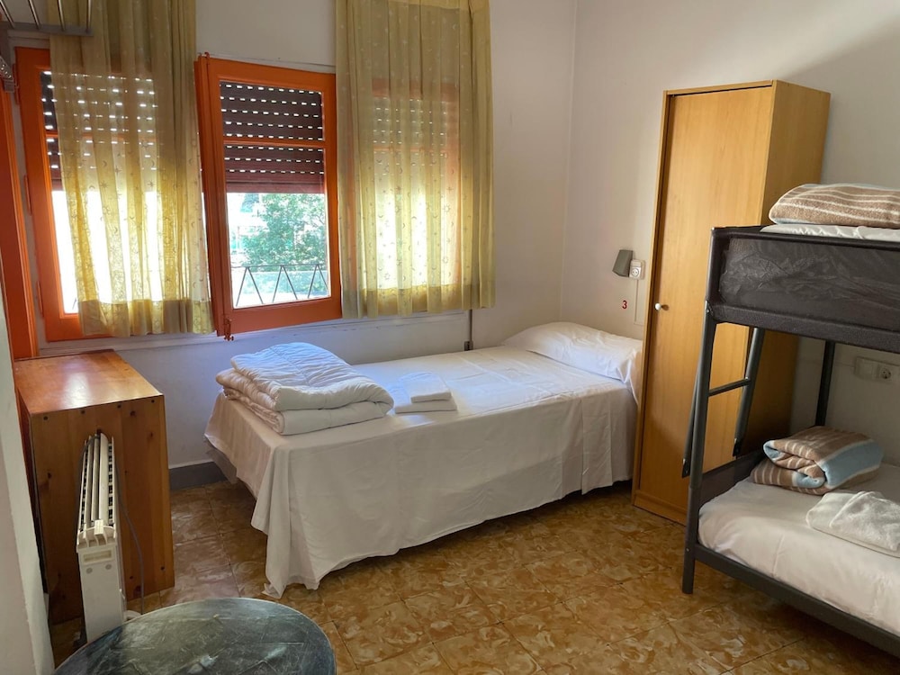 Albergue Pension Rossell