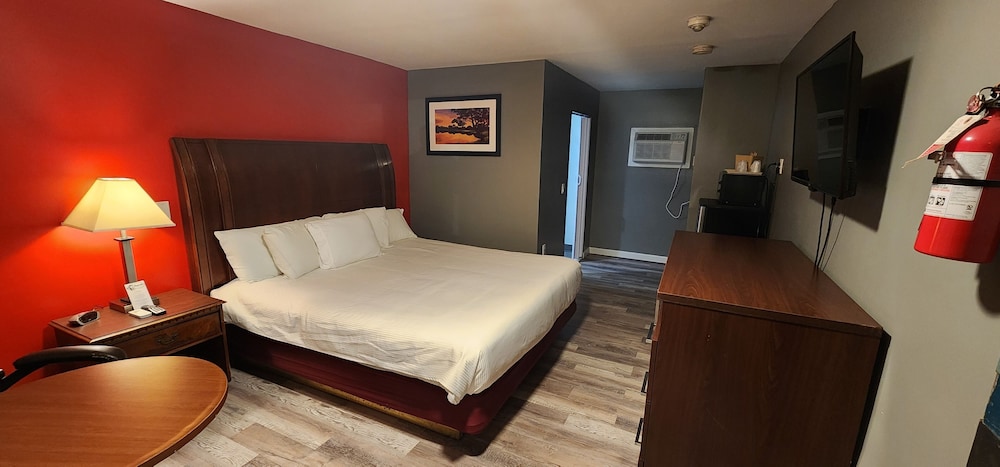 Nashoba Valley Inn & Suites