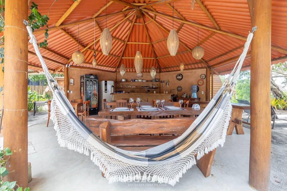 Beachfront Cabins in Bahia – OTX