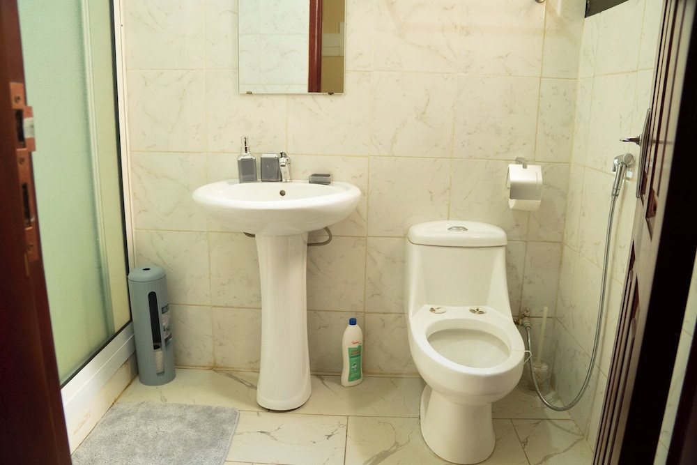 Modern Chic Apartment Yaoundé