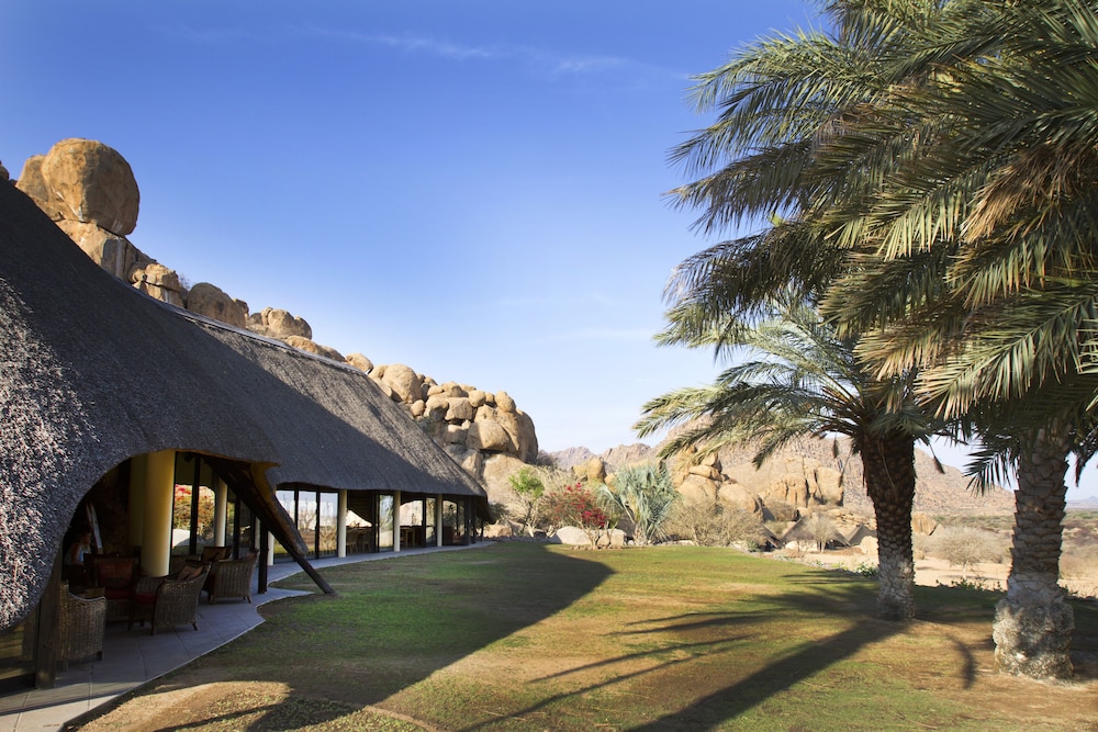 Ai Aiba - The Rockpainting Lodge
