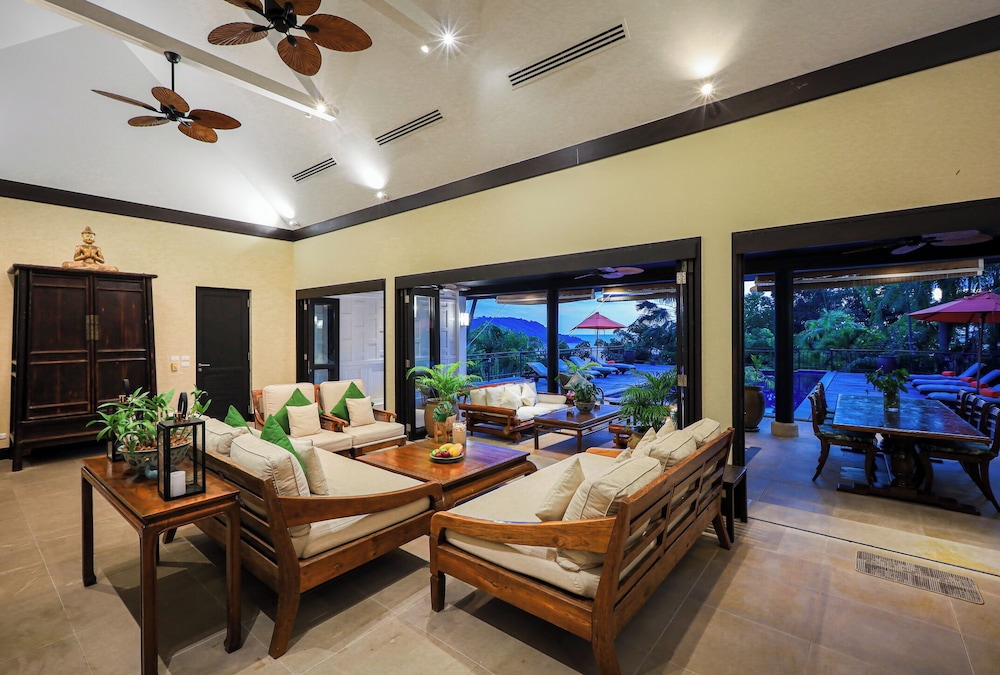 Katamanda villa Eden Large Villa near Kata Beach