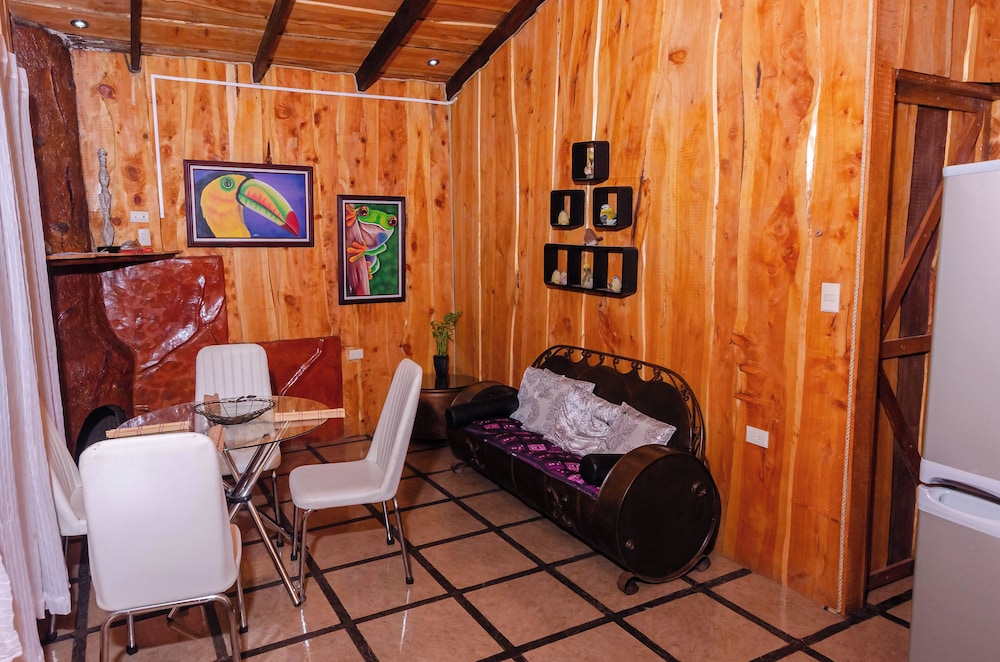 Cabañas Lunas del Poas