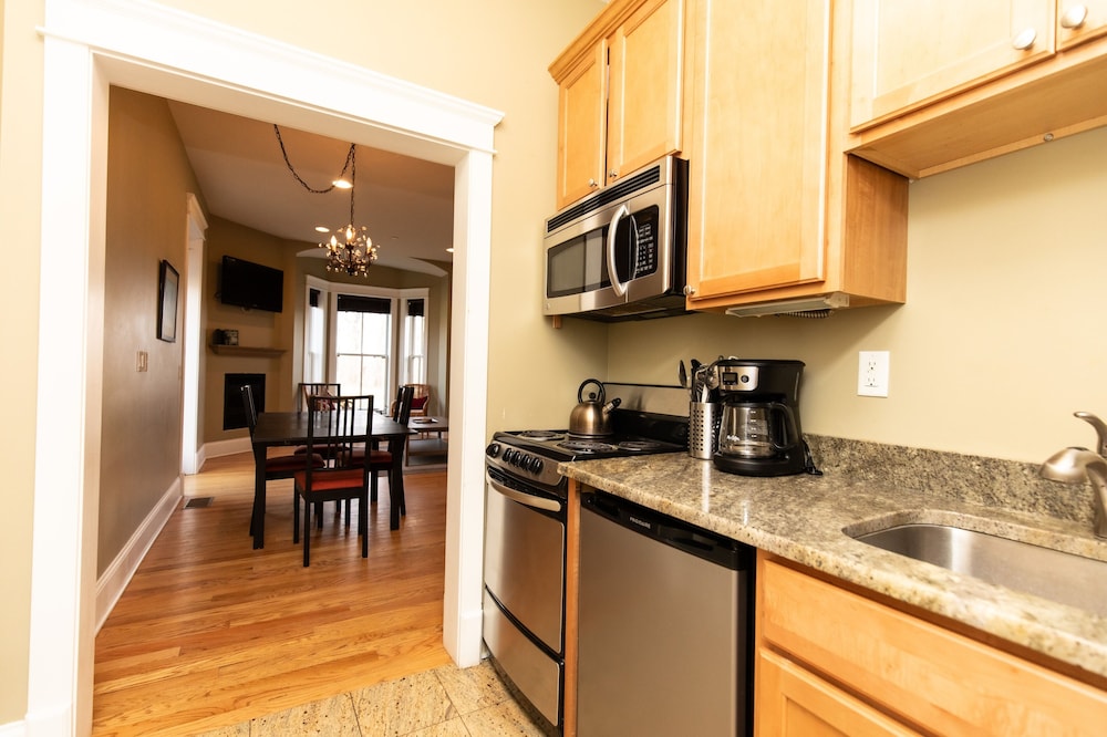 Furness Mansion - Property Image 48