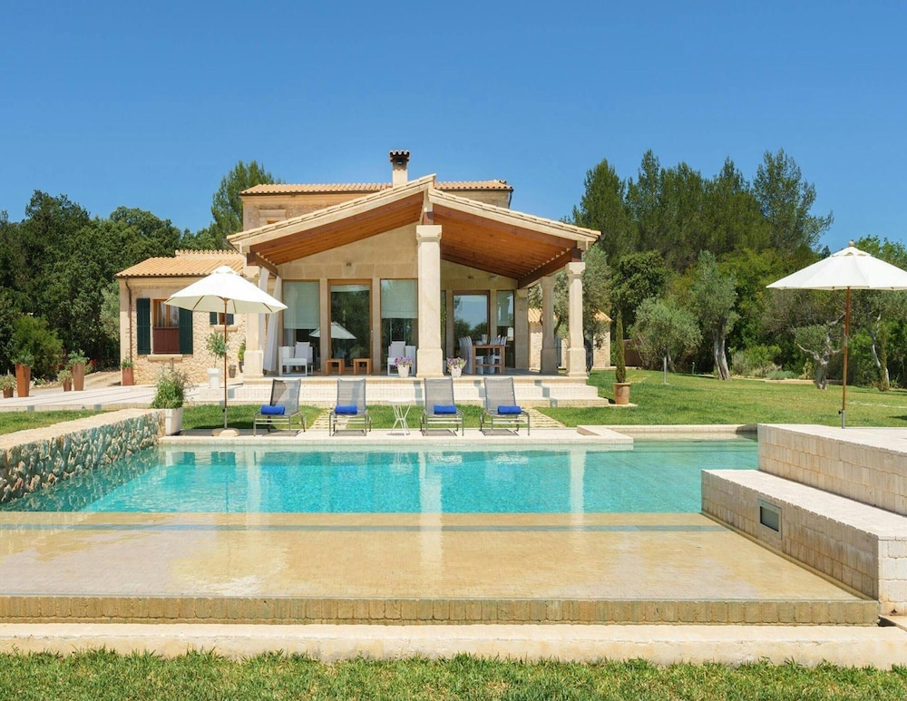 Nice Villa Near Golf of Pollensa photo 2