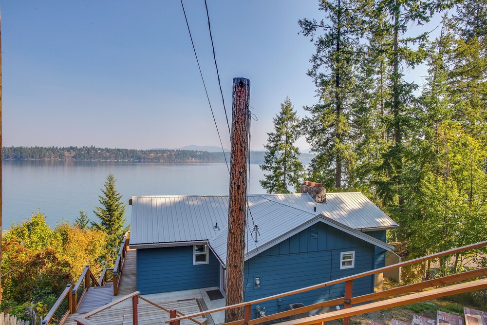 Hillside Home w/ Dock ~ 8 Mi to Coeur D'alene! view 3