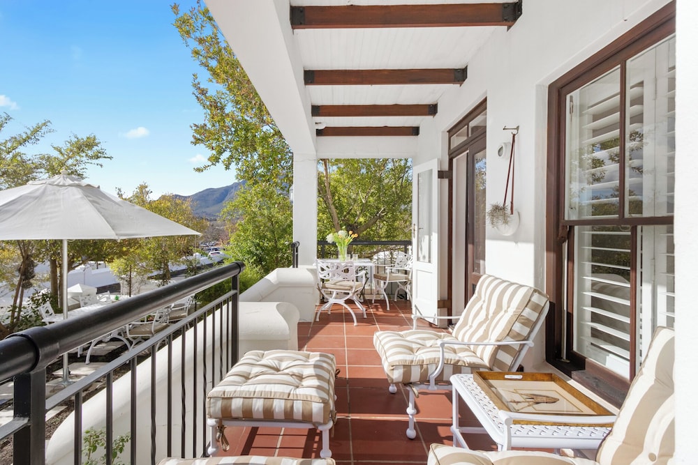 Winelands Golf Lodges at De Zalze