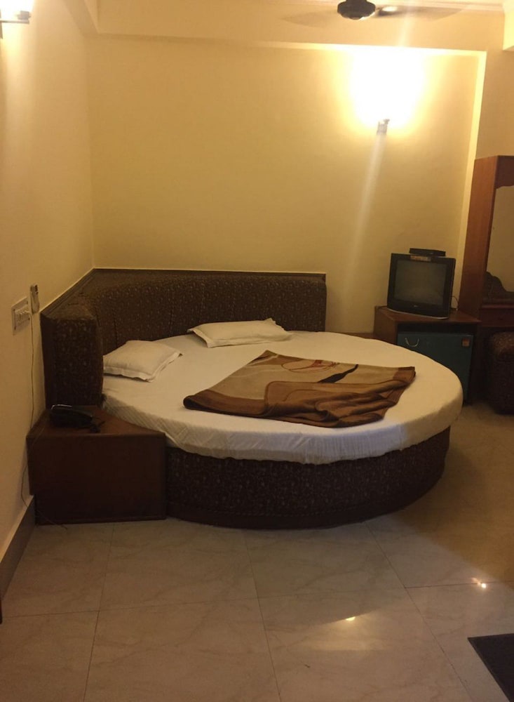 ADB Rooms Hotel India International Dx