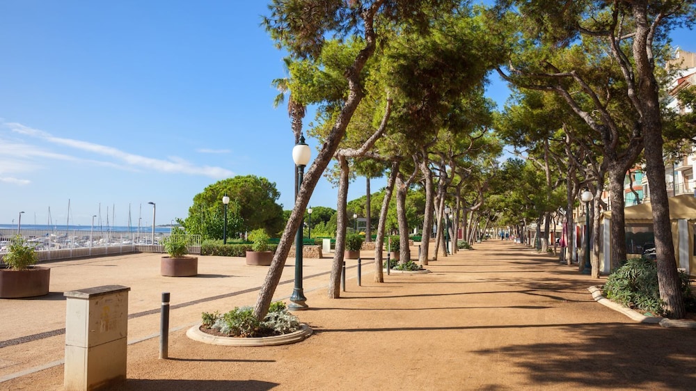 Del Pi in Blanes With 4 Bedrooms and 3 Bathrooms