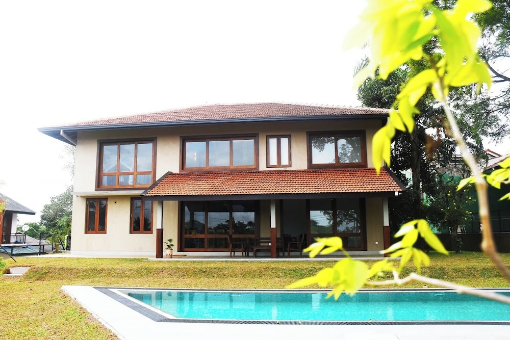 Labuduwa Villa in Galle.