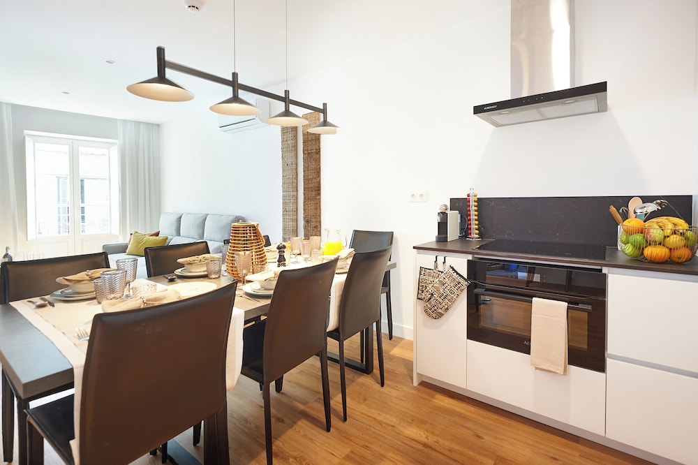 Borealis Lisbon Apartments - Bairro Alto.