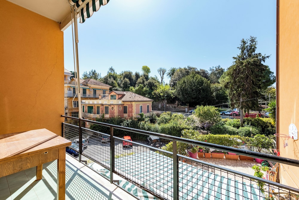 Chic flat with balcony