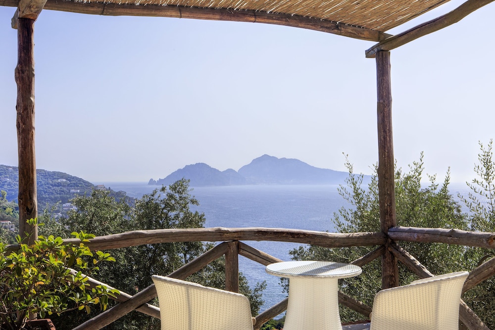 Hotel Vista di Capri - Image 1