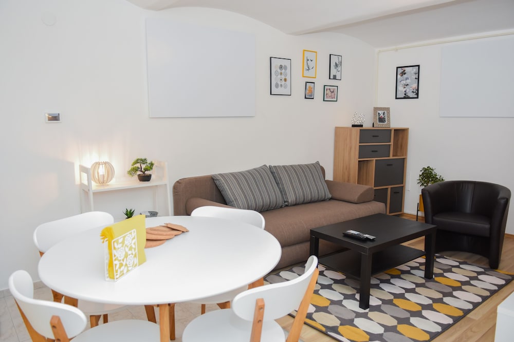 Happy place Zagreb Apartment view 2