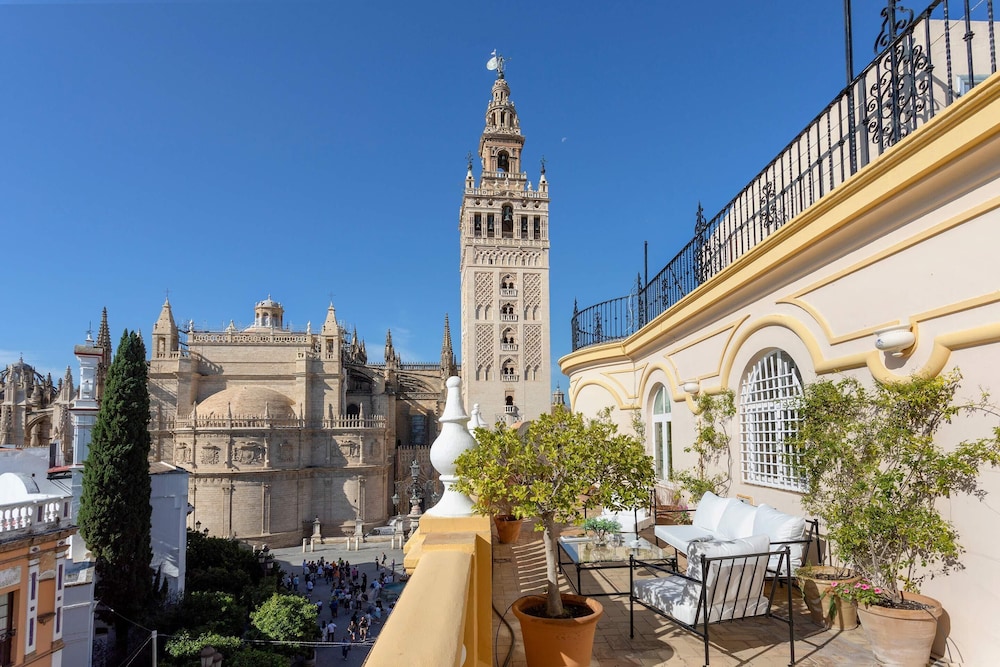 Unique Penthouse Giralda Views. Virgen de los Reyes