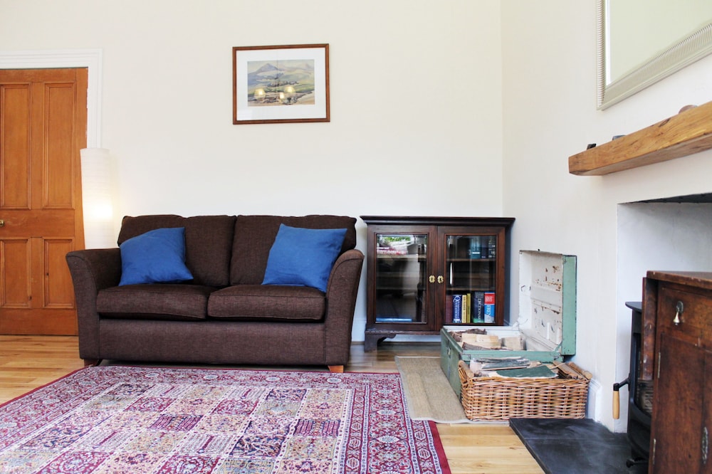 Silver Lining - Gilmore Place Apartment view 2