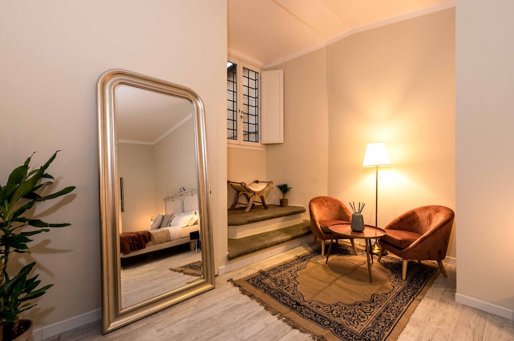 Mild Spring Boutique Hotel