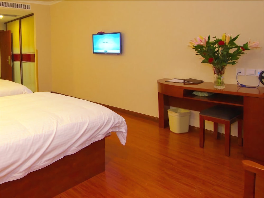 GreenTree Inn ChangZhou East DongFang Road HengNai Logistics Park Express Hotel