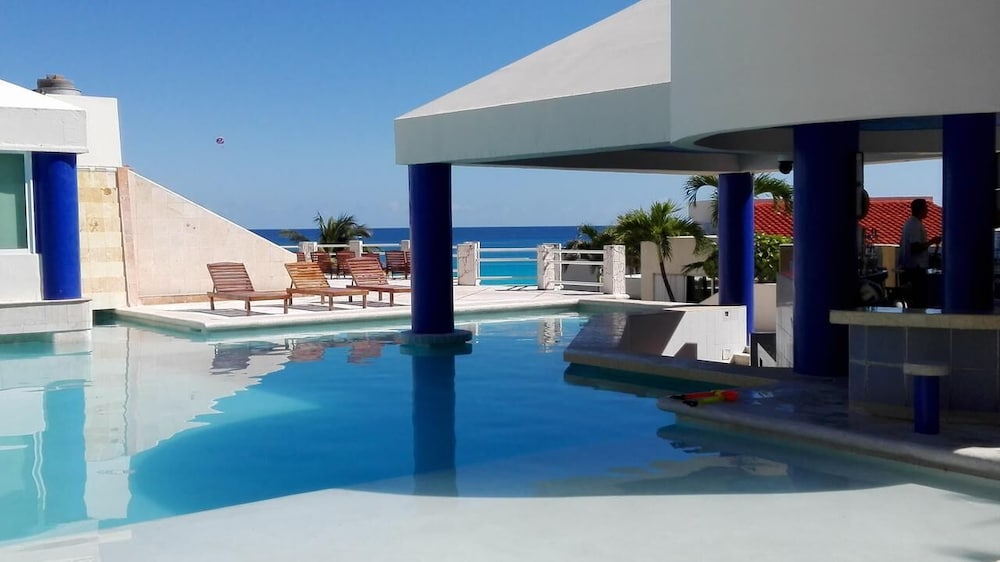 Solymar Cancun Condos