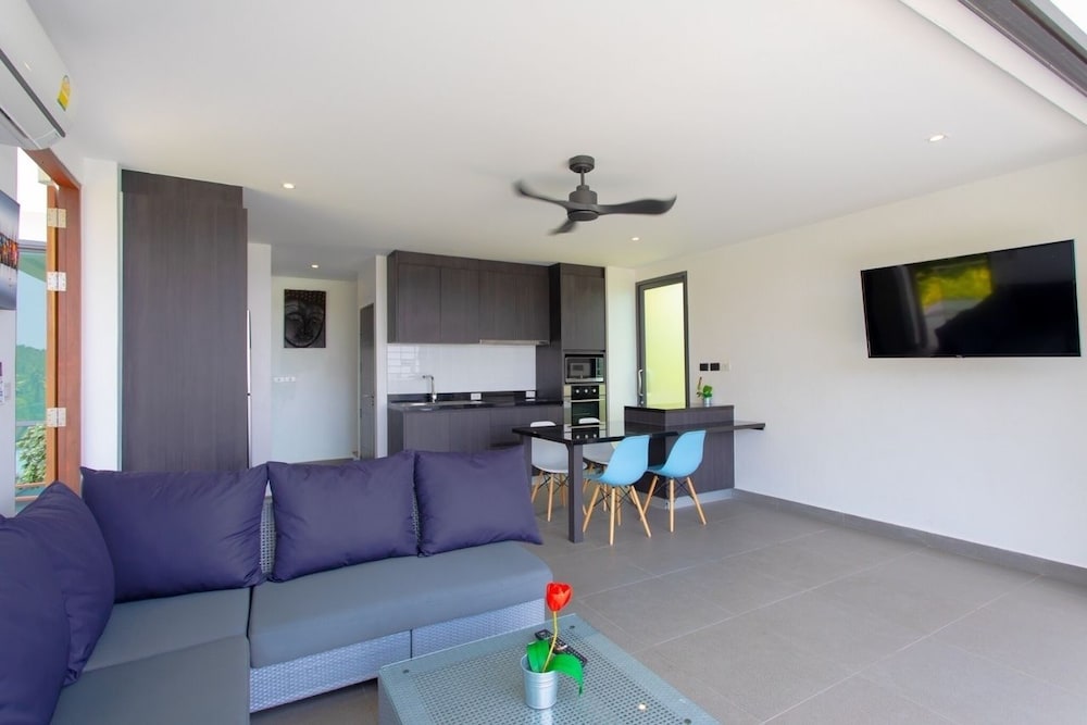 Baan Saint Tropez Villas Kata Beach
