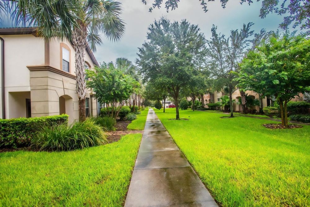 Stay Next Door to Disney at Windsor at Westside