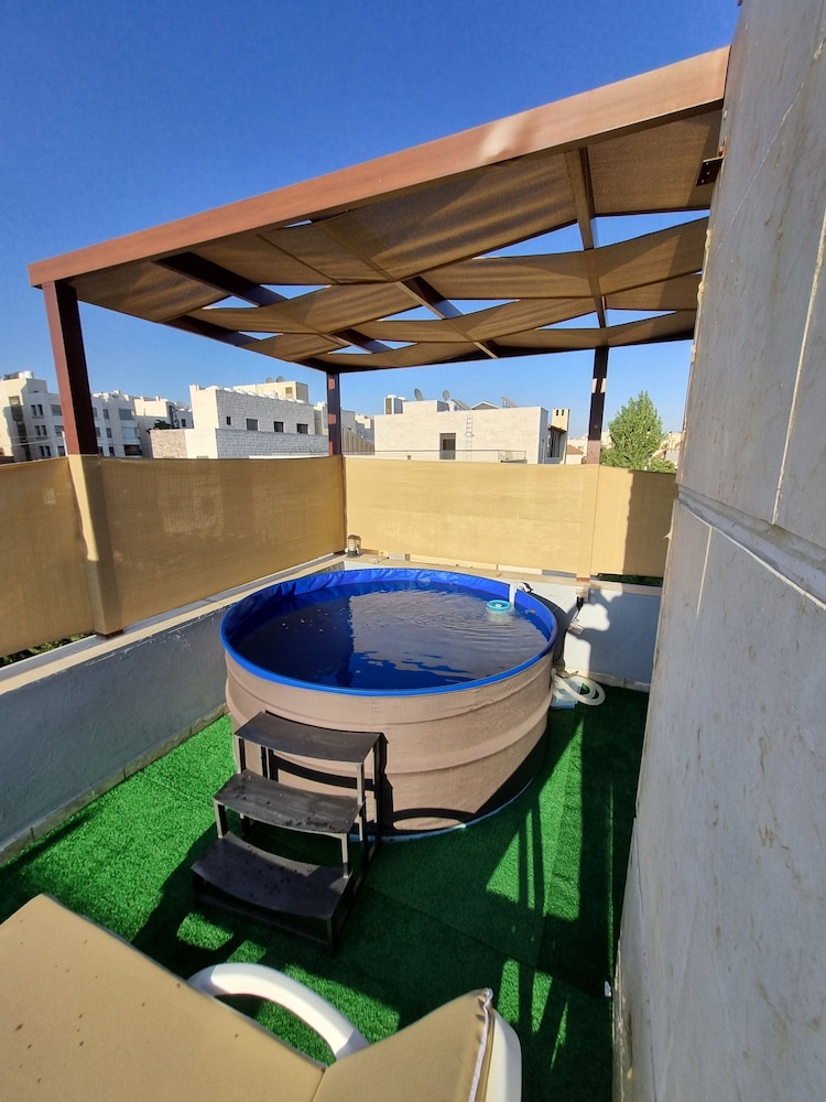 Luxurious Amman Apartment With Private Pool and Modern Amenities