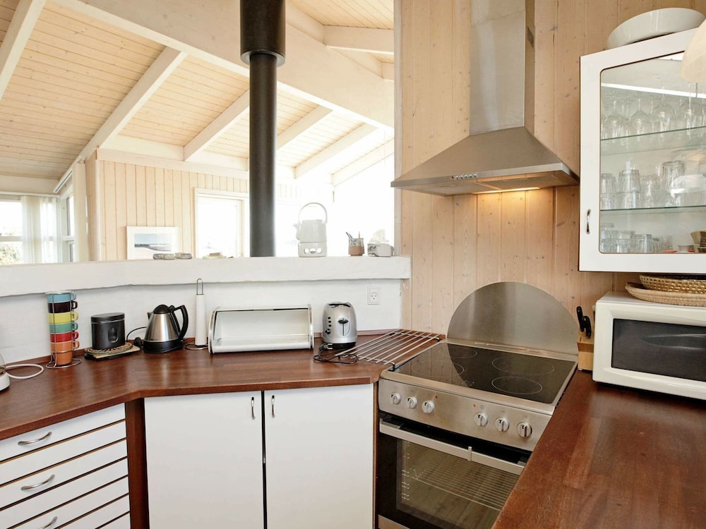 6 Person Holiday Home in Lokken-by Traum