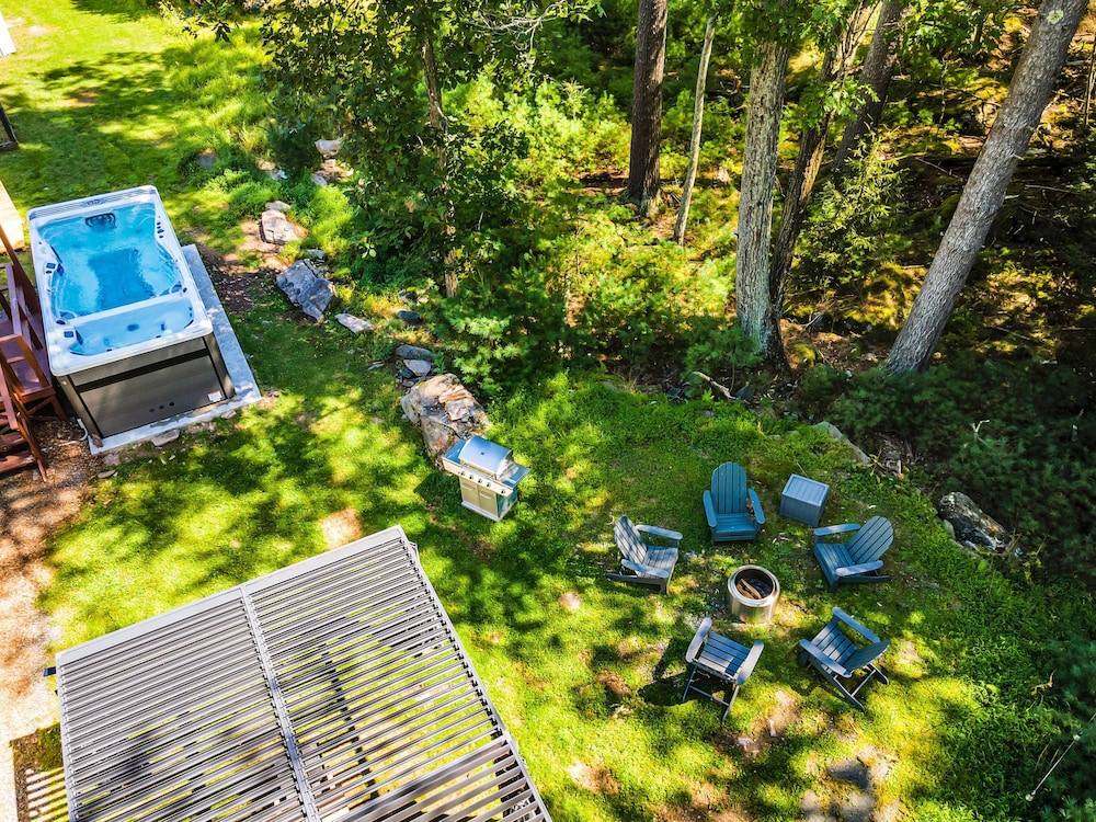 2 Lake Cabins Pool Hottub Game Room 23acs