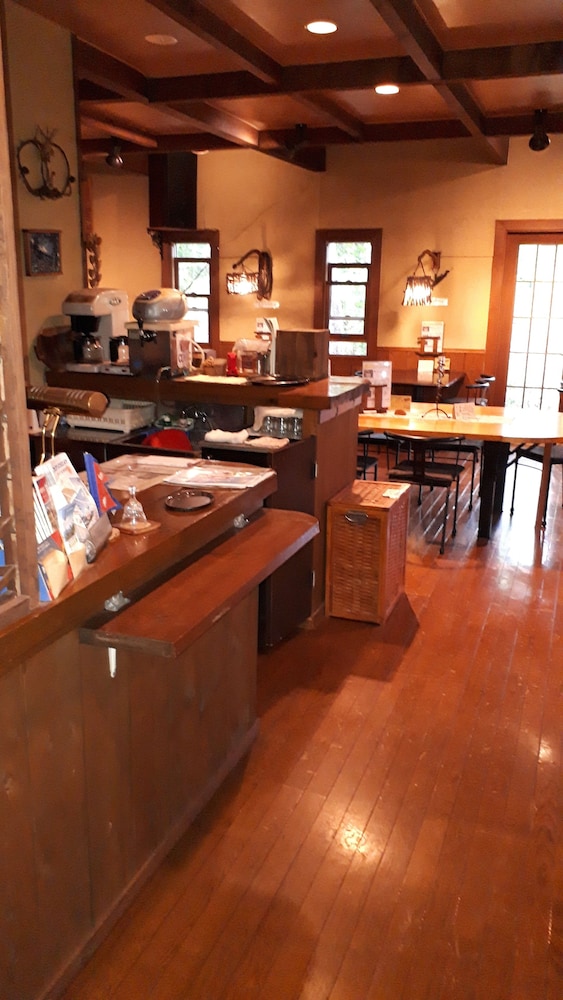 Pension & Restaurant Bistare Kana