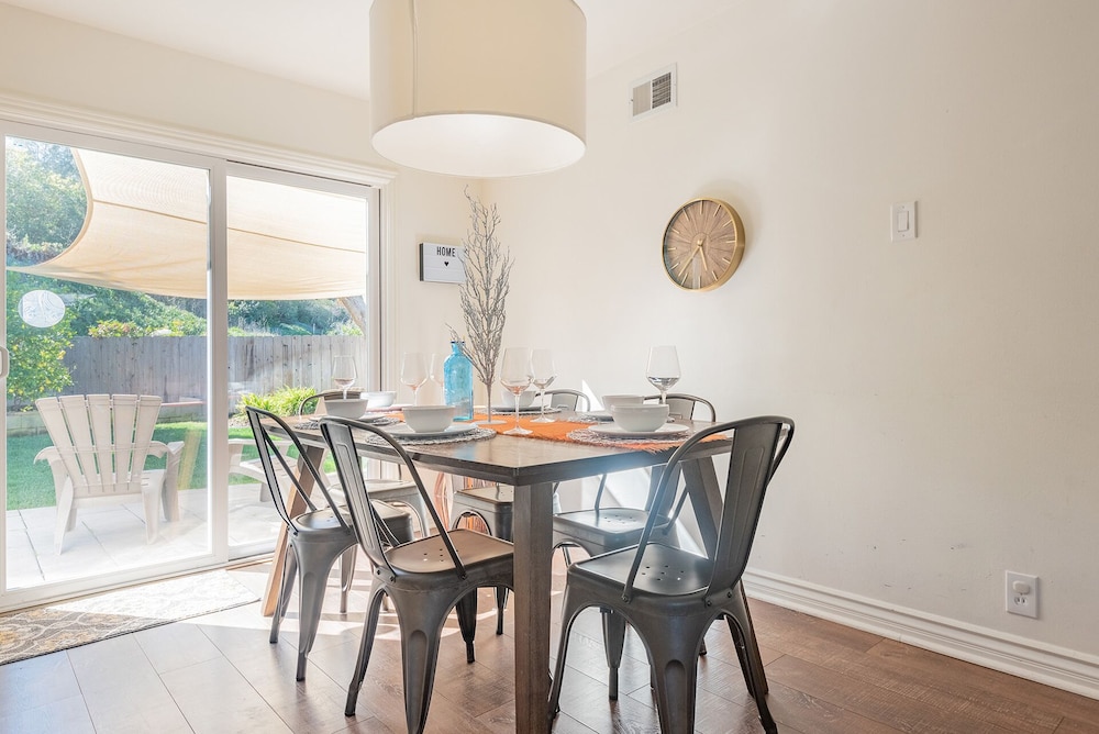 Hotel Family Retreat, Legoland And The Beach!