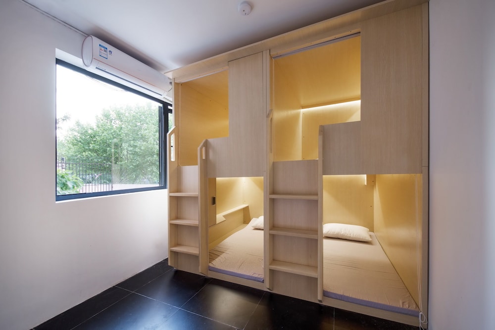 Weflow Hostel
