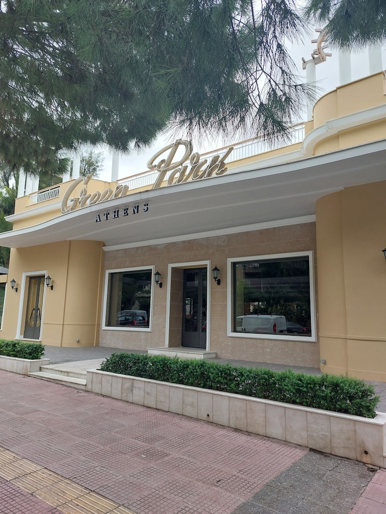 Retro Stay Athens