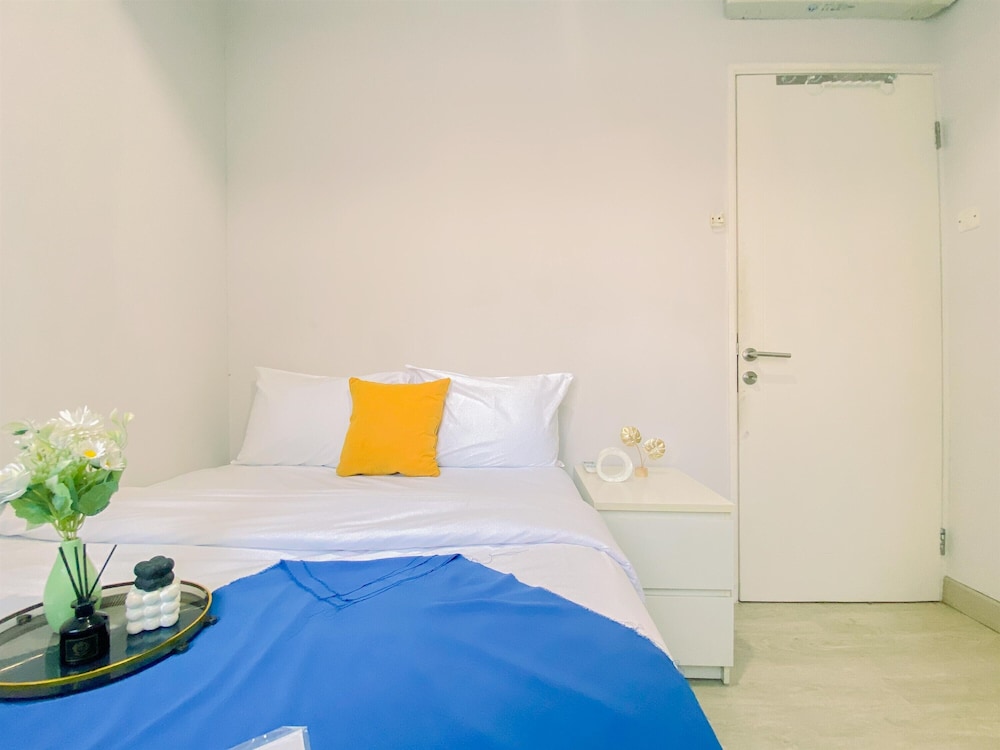 Warm And Cozy Stay 2Br Pakubuwono Terrace Apartment