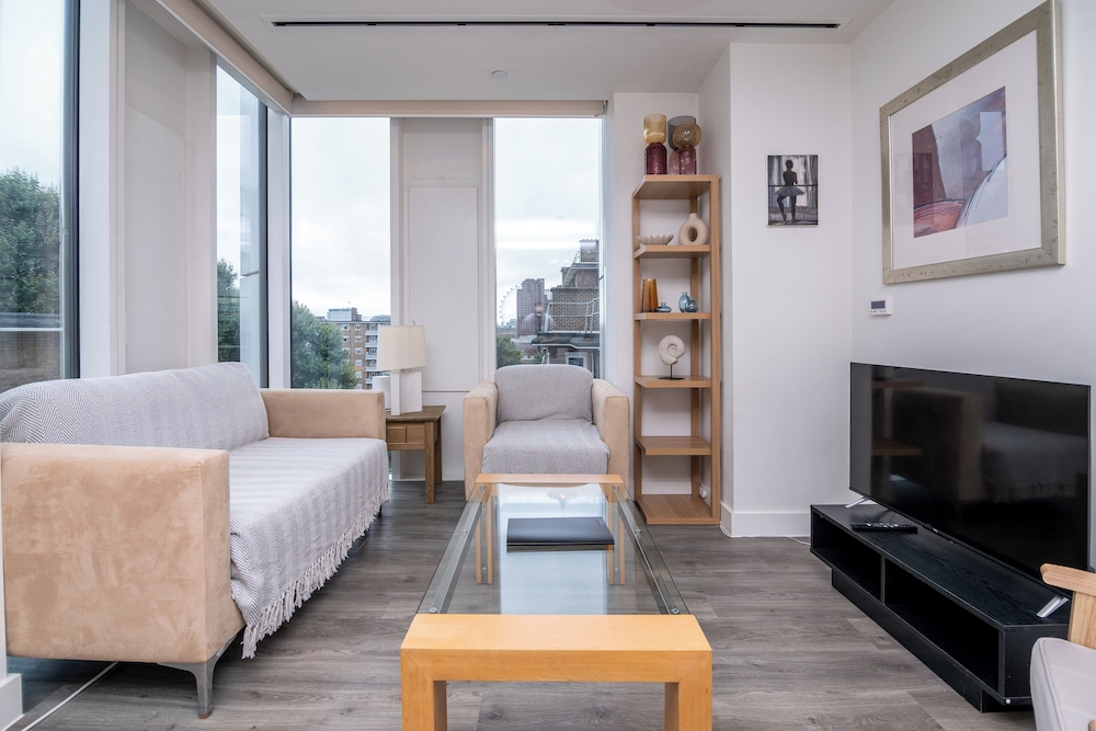 Chic & Stylish 2Bed in Heart of London