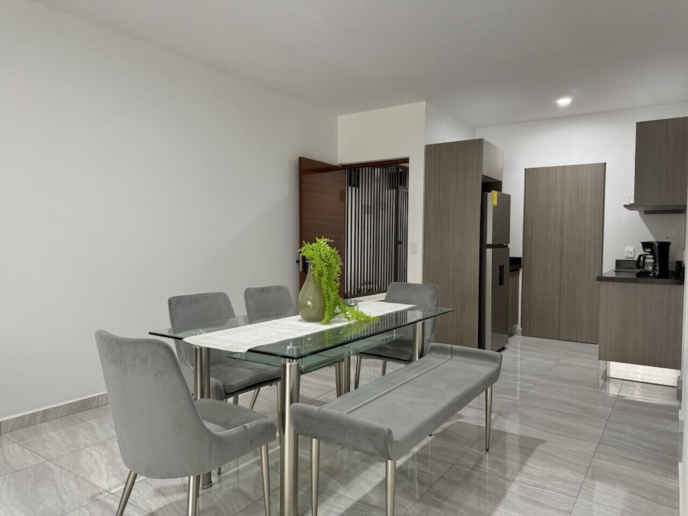 Marina cerritos Condominios