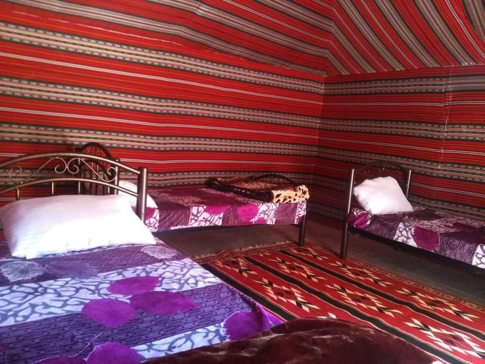 Rum Road - Hostel