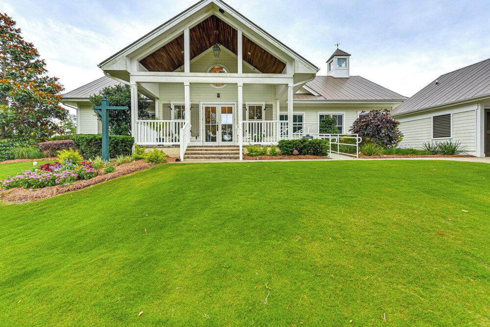 Golf, Swim & Unwind: Callawassie Island Hideaway!