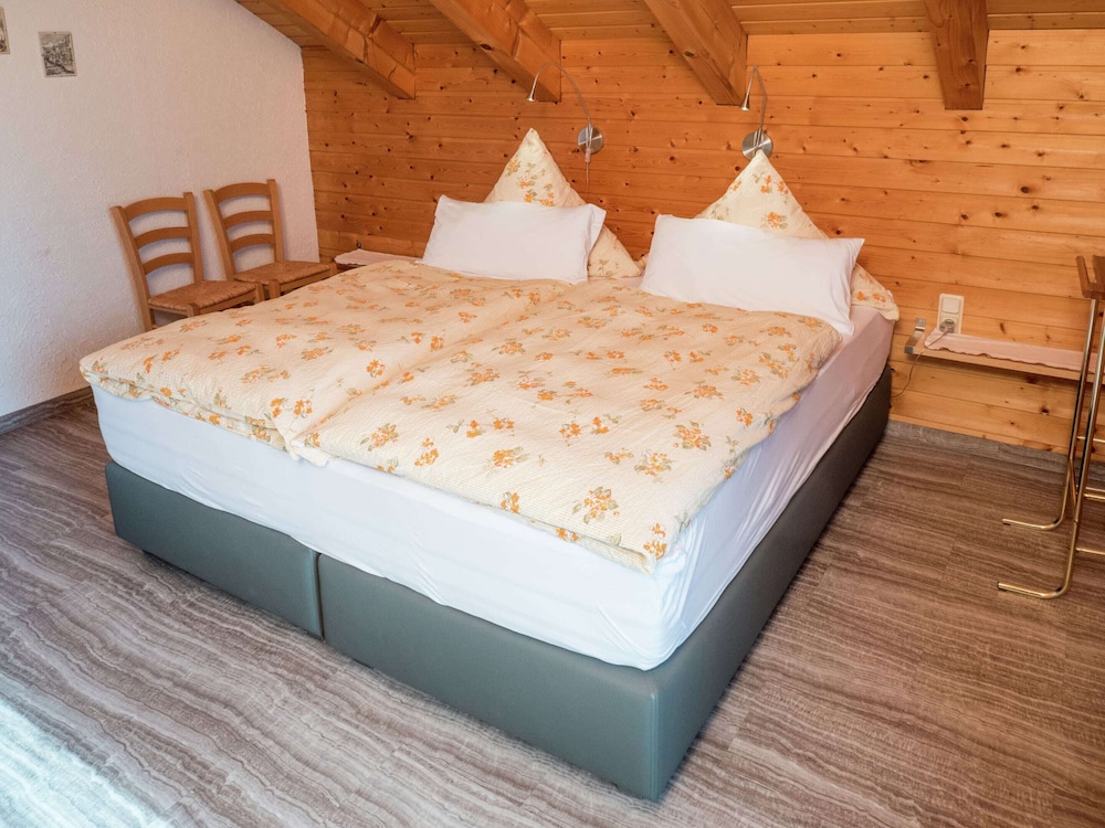 Cozy Holiday Home in Loßburg near Ski Area view 4